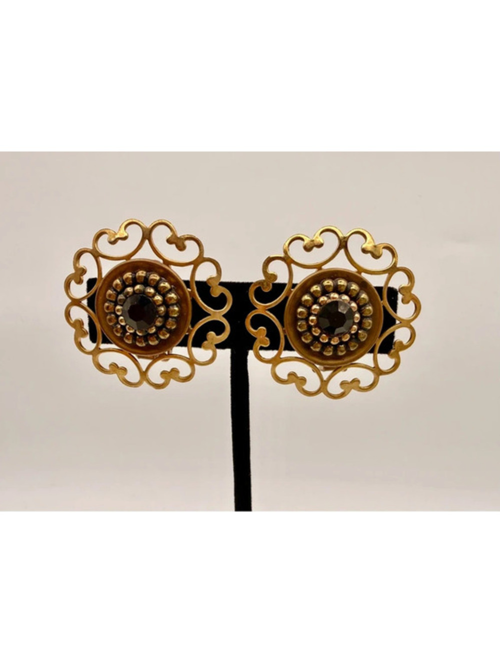 Vintage Gold Tone Filigree Clip Earrings
